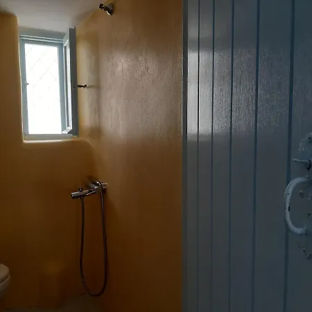 Maisonnette De Charme By Apartmentsparos Com Nyaraló