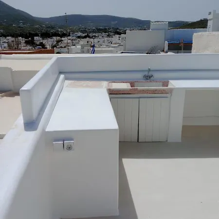 Maisonnette De Charme By Apartmentsparos Com *