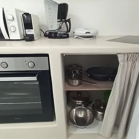 Holiday home Maisonnette De Charme By Apartmentsparos Com *